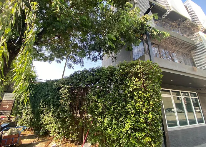 The Slate Urban Townhome Villa *